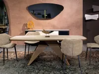 Tavolo in legno sagomato Maitre wood Tonin casa in offerta outlet