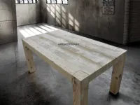 Tavolo in legno vecchio e patinato allungabile