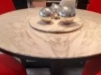 Tavolo in pietra rotondo Xilos Maxalto in offerta outlet