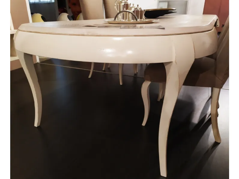Tavolo ovale con basamento a quattro gambe Mm 606 di Marchetti