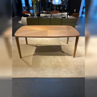 Tavolo Henry di Poliform: stile moderno, allungabile. Prezzo vantaggioso!