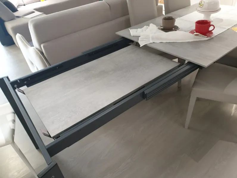 Tavolo rettangolare in laminato Eminence Connubia in Offerta Outlet