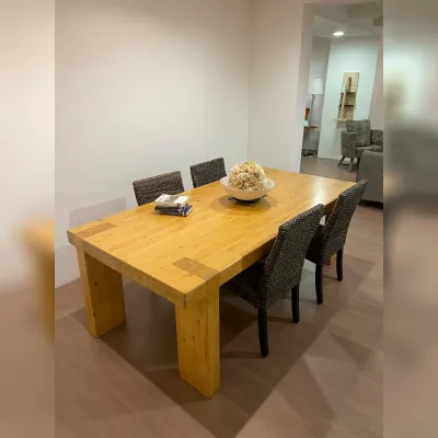 Tavolo Tavolo in listellare di abete Artigianale in legno Fisso scontato 28%