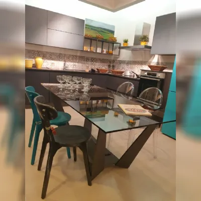 Scopri il Tavolo Reverse di Tonin Casa con uno sconto del 32%!