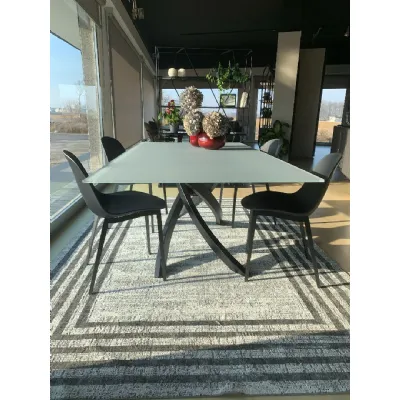 Tavolo sagomato in metallo Tiffany di Sedit in Offerta Outlet