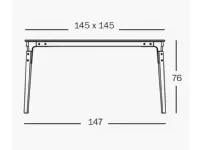 Tavolo Magis Steelwood 145x145 in HPL bianco. Offerta outlet.