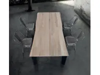 Tavolo moderno in legno Mottes selection. Sconto del 50%. Lunghezza perfetta per l'architetto.
