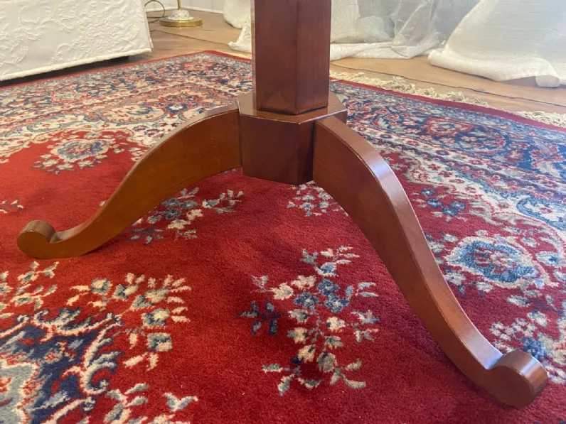 Tavolino classico Biedermeier di Morelato a prezzo scontato