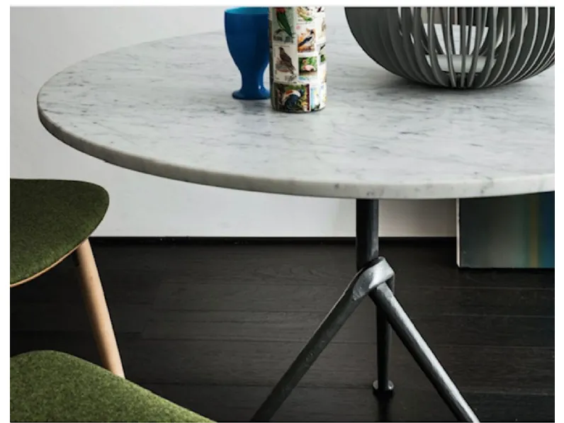 Tavolino design Magis in marmo di Carrara, diam.60, prezzo ribassato!