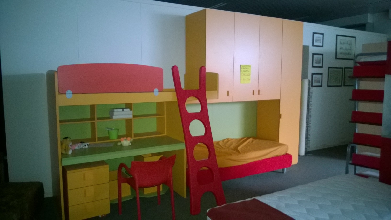 Letti matrimoniali rialzati ikea : letti a baldacchino maison du ...