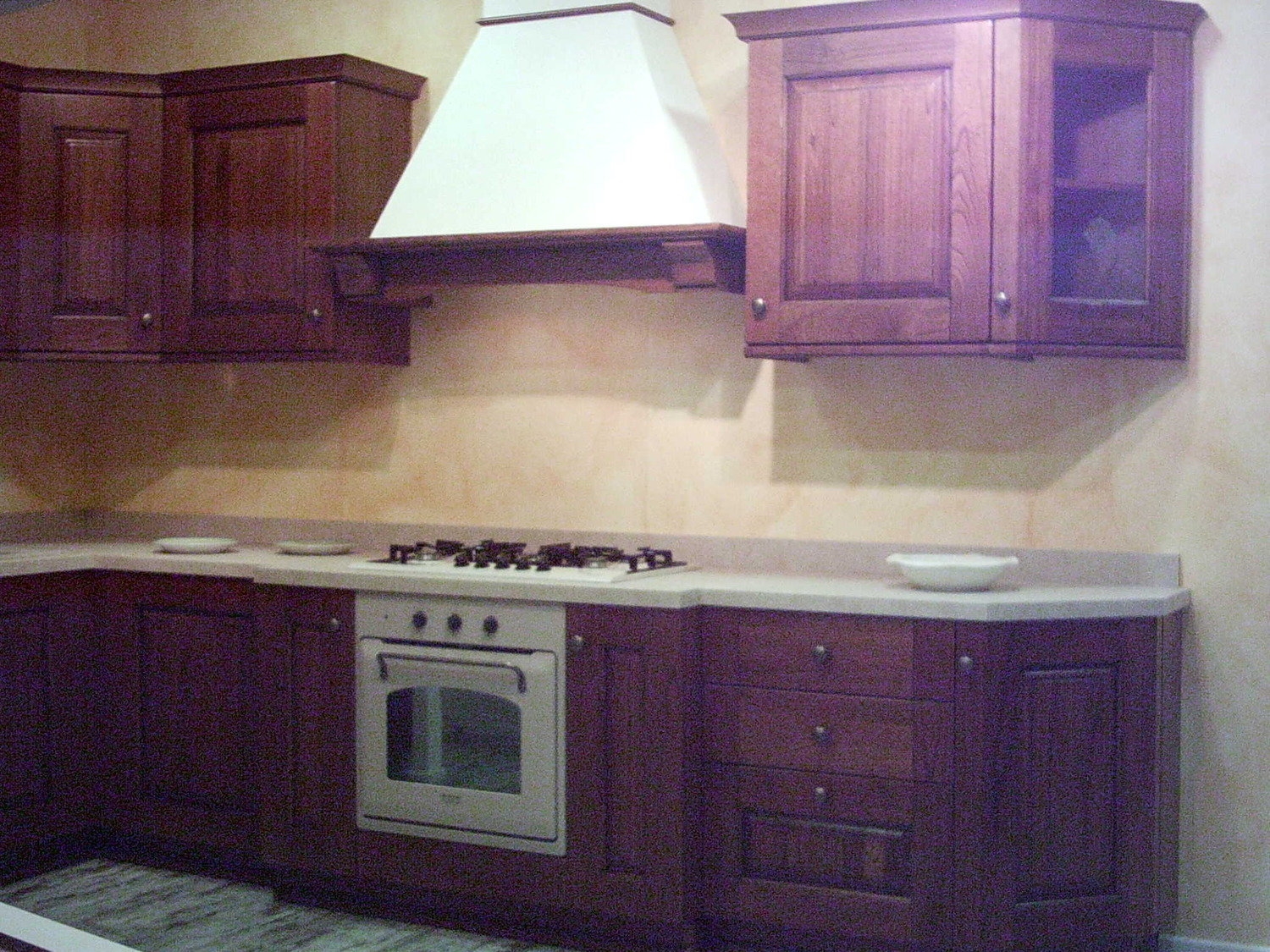 Forum Arredamento.it •Parere rivestimento cucina classica Forum Arredamento.it •Parere rivestimento cucina classica