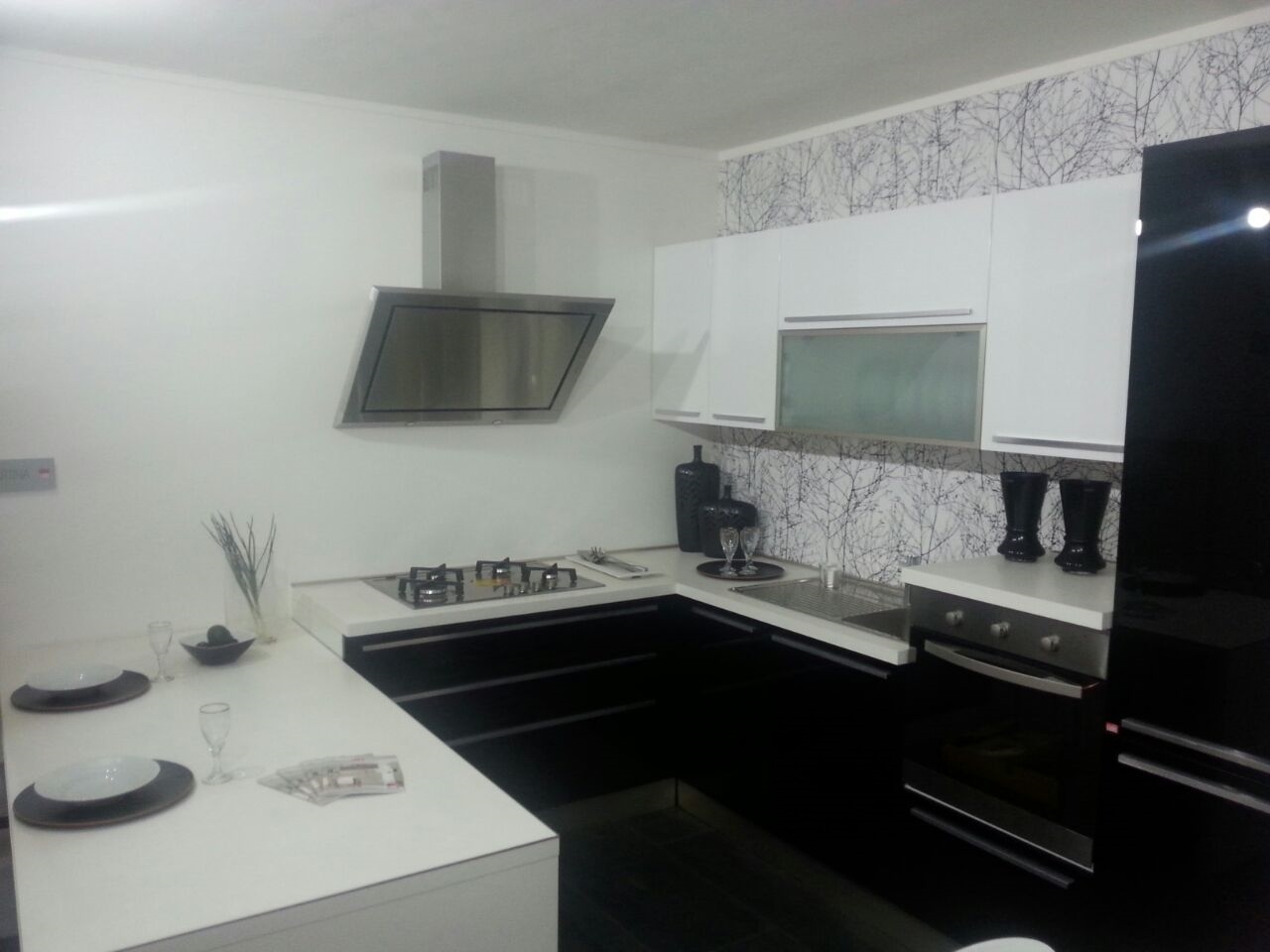 Rivestimento cucina bianca moderna : piastrelle cucina bianca ...