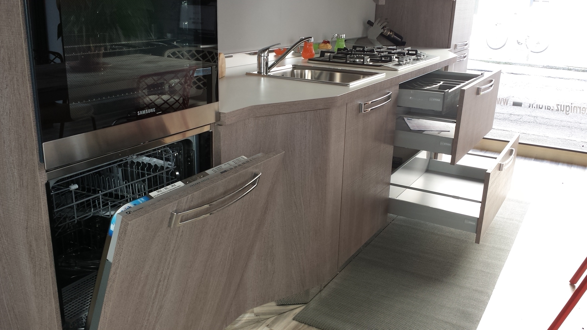 Offerte Cucine Moderne Da Esposizione. Interesting Offerte Cucine ... Offerte Cucine Moderne Da Esposizione. Interesting Offerte Cucine ...