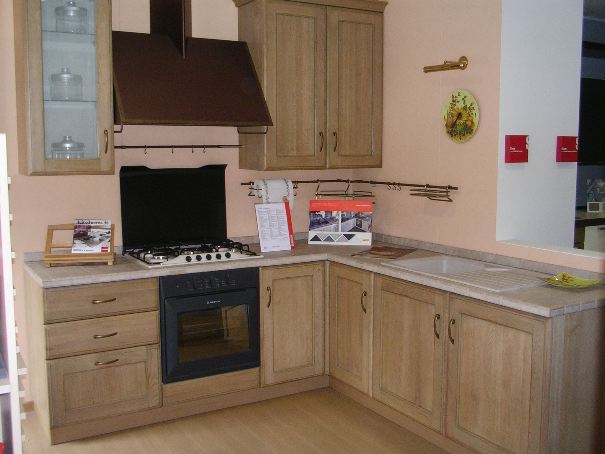 Cucine in legno usate in vendita: cucine usate tessuti provenzali ... Tavolini pieghevoli usati x ristorazione