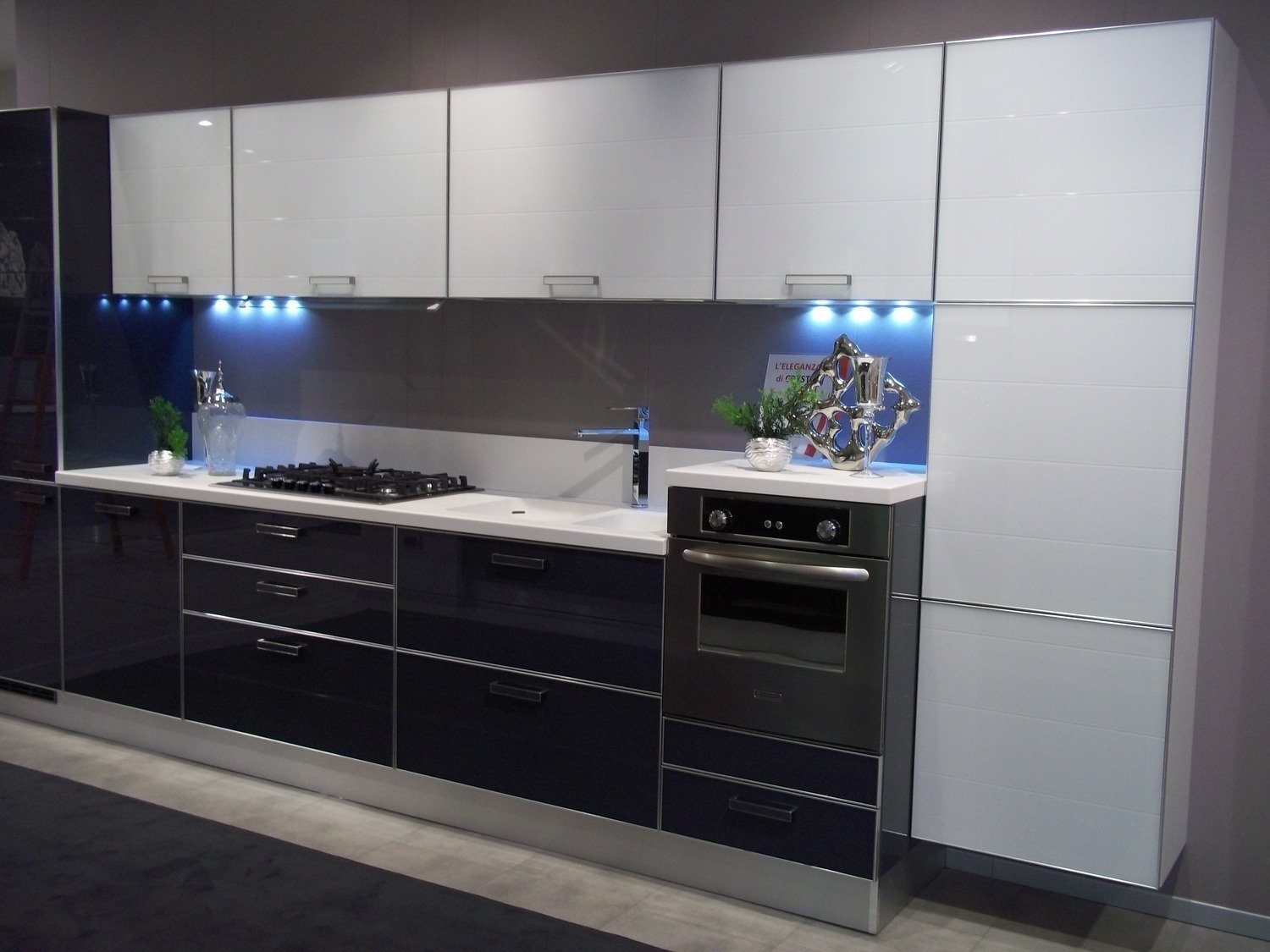 Cucine bianche e grigie: le cucine moderne colorate. cesar cucine ...