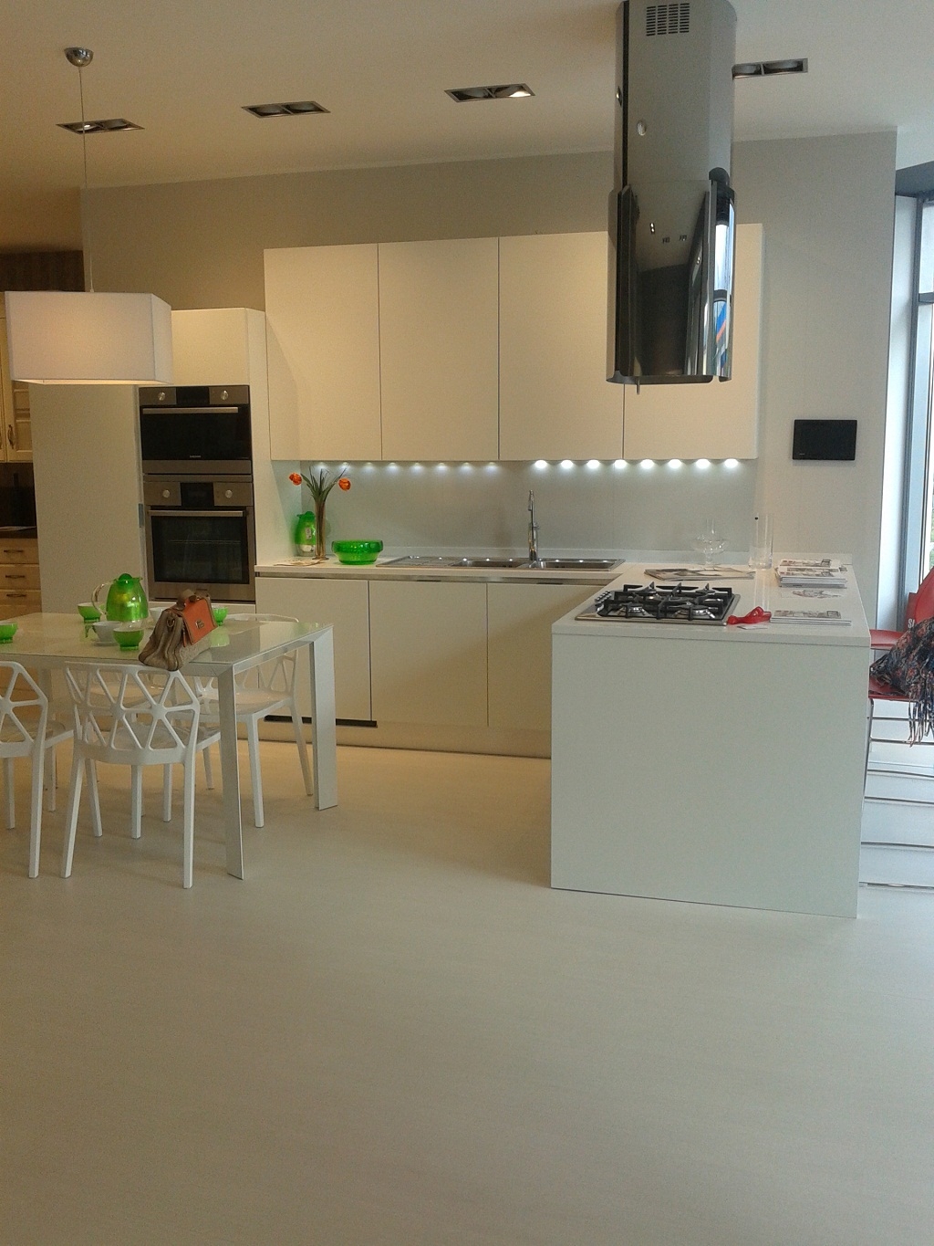 Verniciare top cucina laminato : verniciare piastrelle del bagno ...