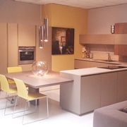 Tavolo rettangolare Remember rovere naturale + 4 sedie omaggio cu25