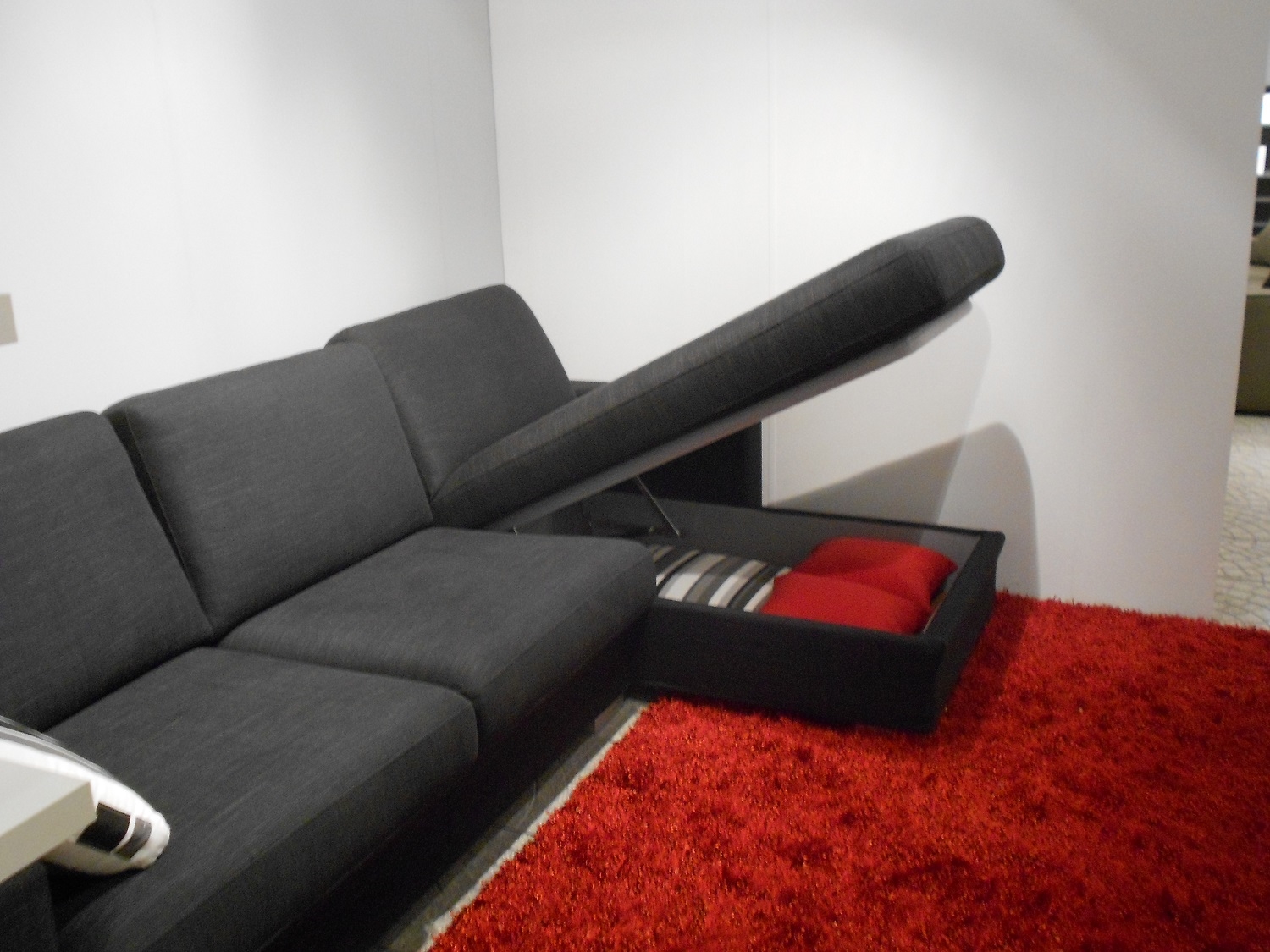 Divano letto 2 posti ecopelle bianco: divani mondo convenienza la ...