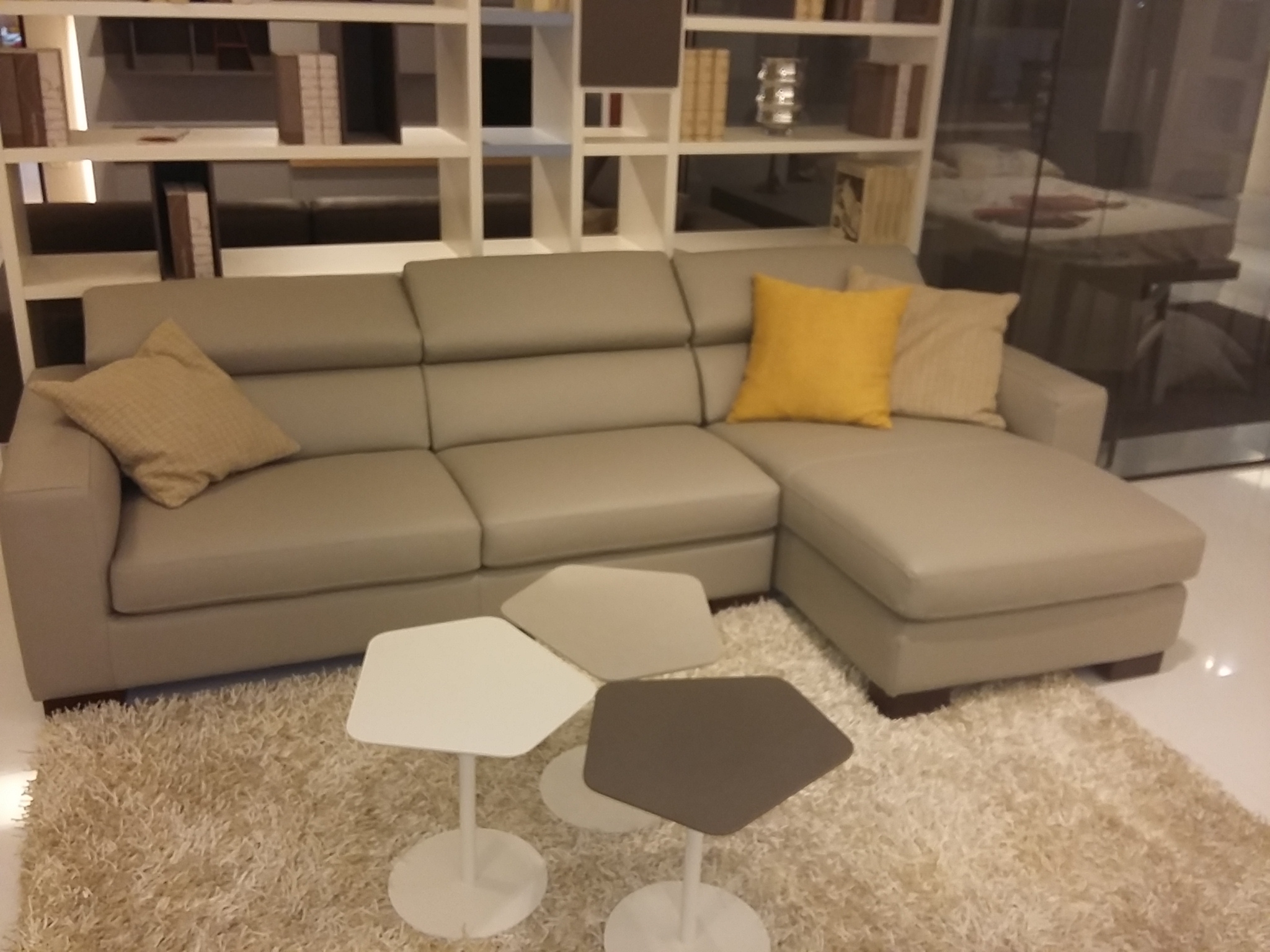 Come Pulire Il Divano In Pelle Color Panna