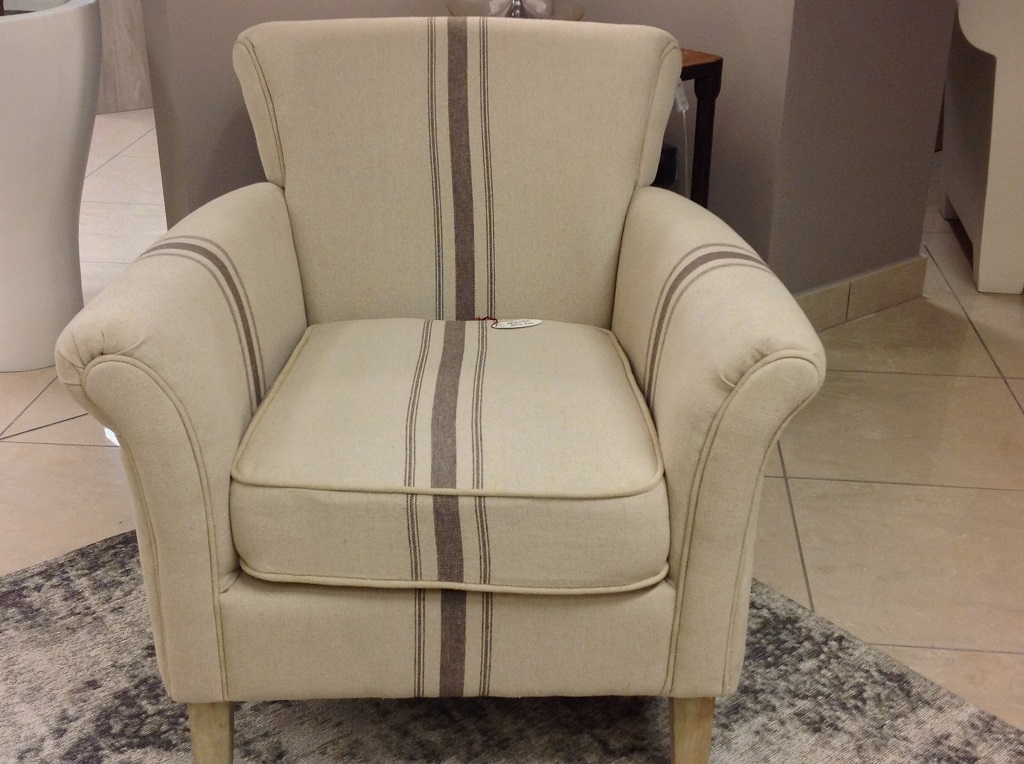 Poltrona beige riga marrone divani a prezzi scontati