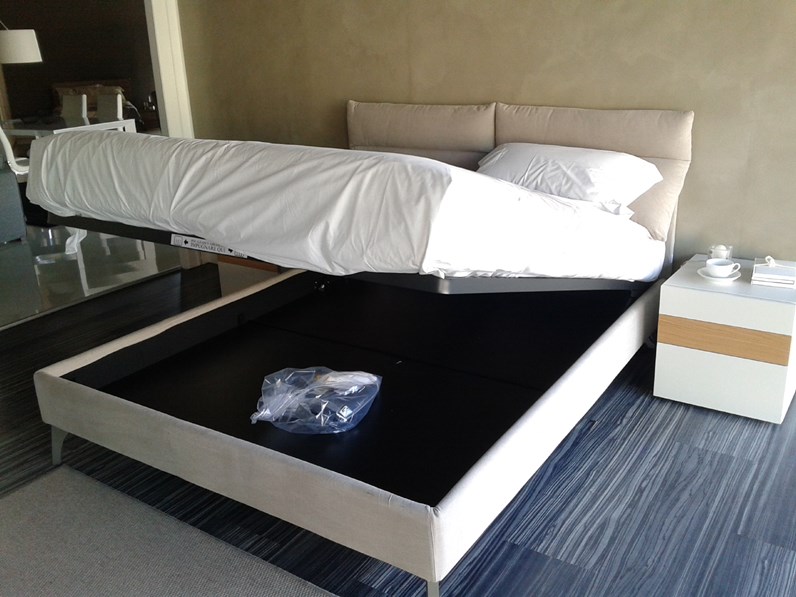 Letto moderno con contenitore Modello plio oggioni Oggioni ...