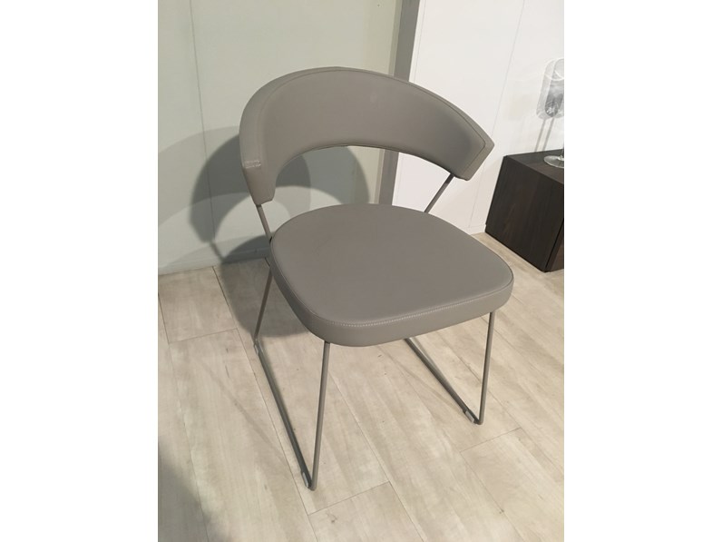 Sedia da soggiorno New york Calligaris in Offerta Outlet