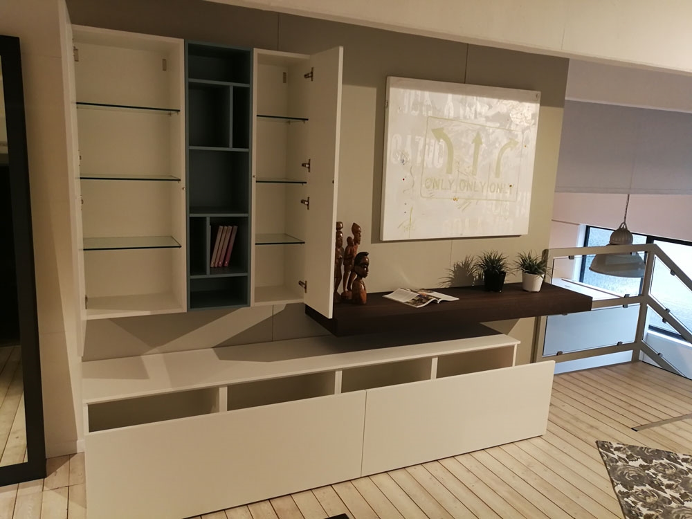 Occasione arredo soggiorno moderno scontato del 32% - Soggiorni a prezzi scon...