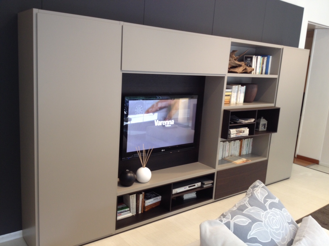 Awesome Soggiorni Poliform Pictures - Casa & Design 2018 ... Awesome Soggiorni Poliform Pictures - Casa & Design 2018 ...