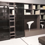 SOGGIORNO LIBRERIA LACCATO OPACO CON VETRINE by Armobil - Rossetto