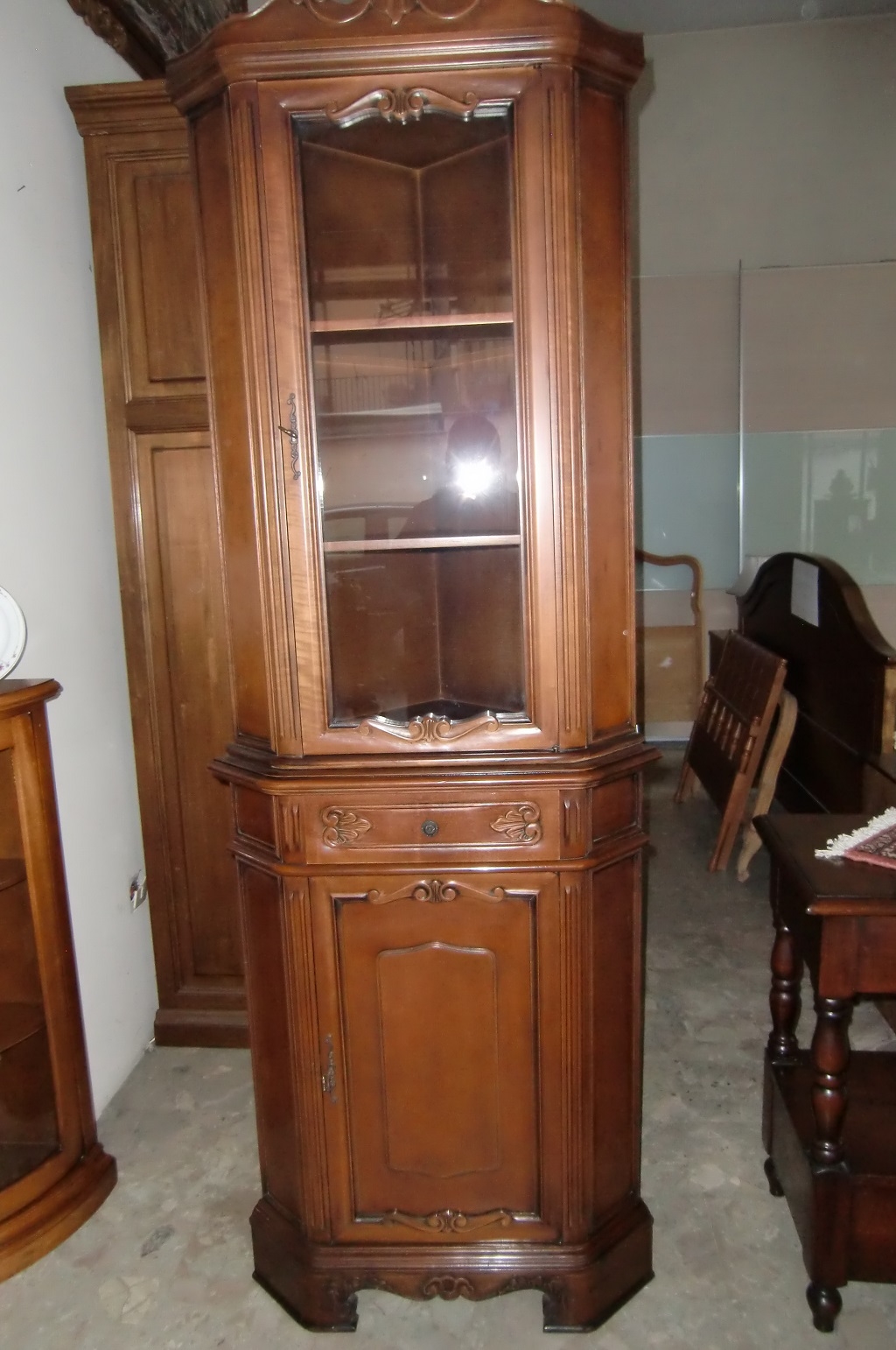 Soggiorno ad angolo roma : soggiorno con cucina a vista. soggiorno ...