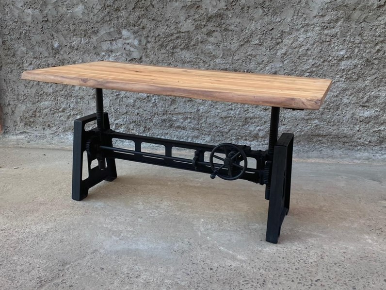 tavolo allungabile con manovella