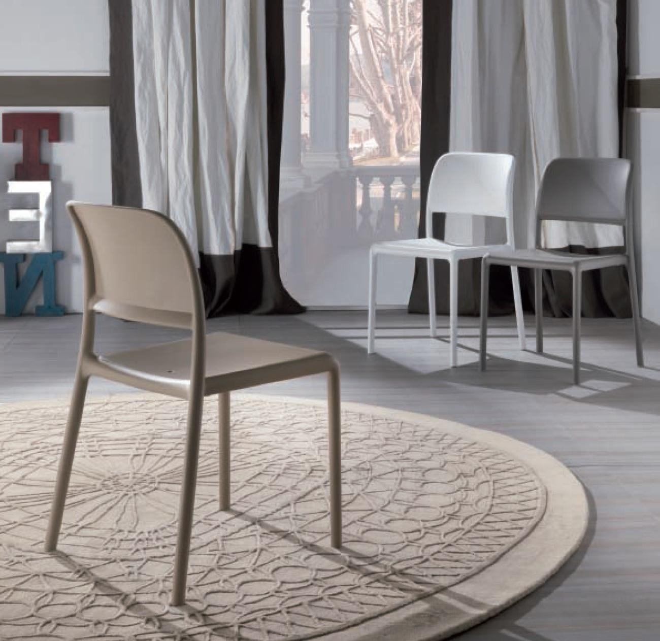 tavolo 90x90 allungabile con sedie