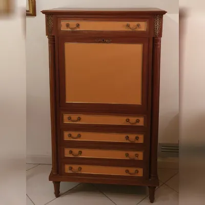 Cassettoni d'antiquariato in stile impero a prezzo scontato