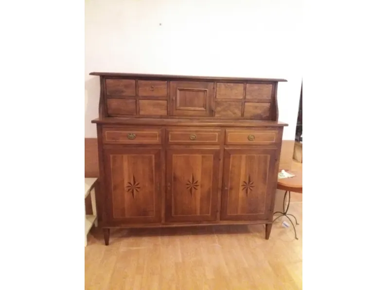 Credenza in stile impero con uno sconto del 50%