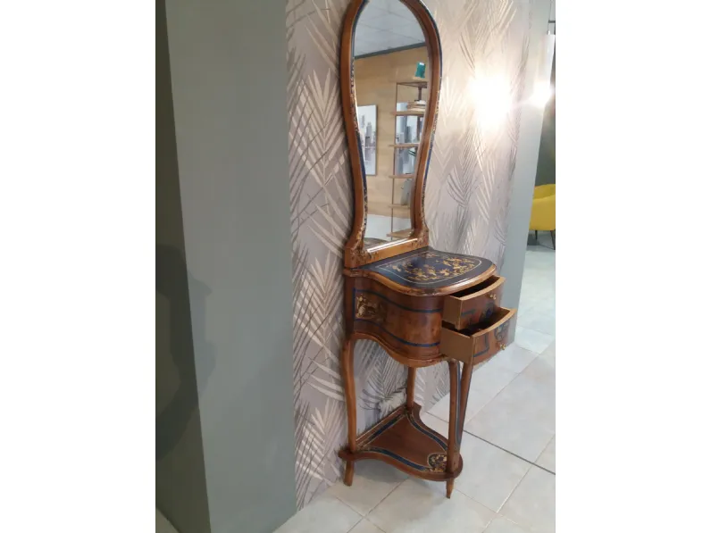 Mobile di Antiquariato in stile rinascimentale con uno sconto del 53%