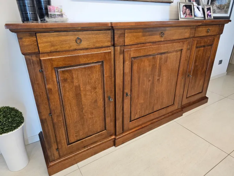 Credenza d'epoca in legno a prezzo Outlet