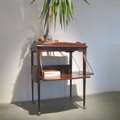 Mobile di Antiquariato in stile neoclassico con un ribasso del 50%