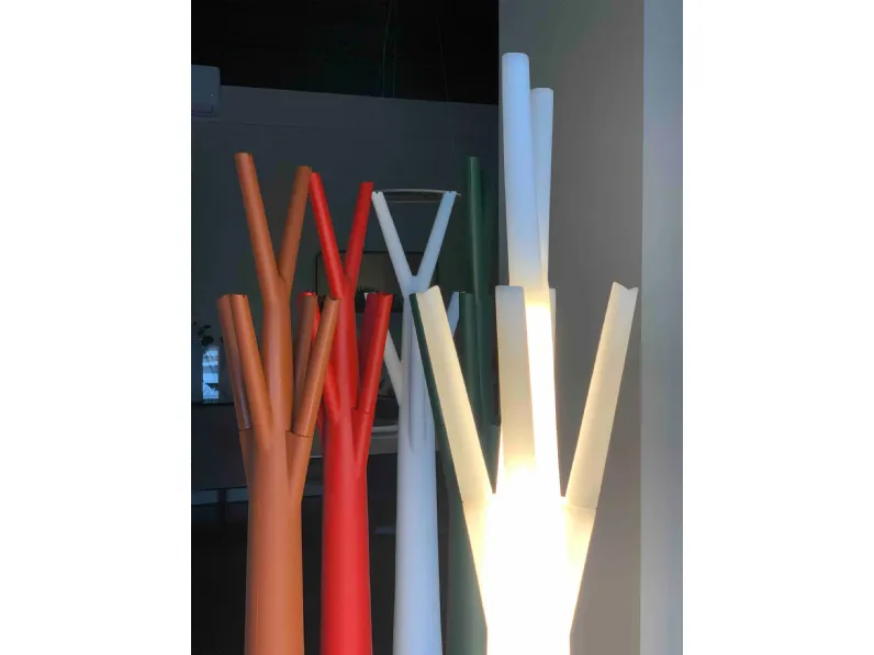 Appendiabiti modello Tree light di Bonaldo a prezzo scontato
