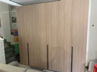 Armadio di Doimo cityline modello Adok in laminato materico con sconto -50%