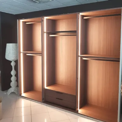 Armadio Armadio al centimetro Lema a sei ante in Offerta Outlet