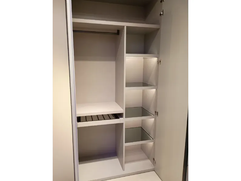 Armadio di Pianca modello Manhattan in laccato opaco con sconto -59%