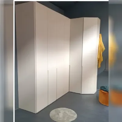 Armadio moderno Angoloima�Imamobili�con un ribasso imperdibile