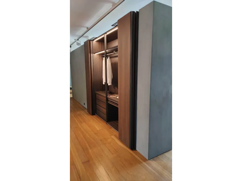 Armadio scontato 35% modello Gliss master di Molteni & c
