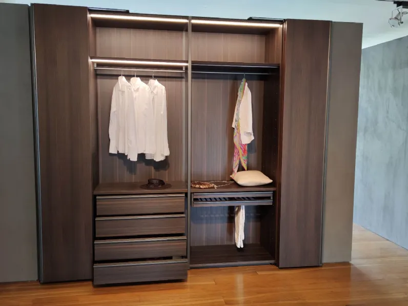 Armadio scontato 35% modello Gliss master di Molteni & c