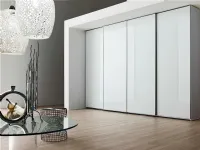 Armadio con ante scorrevoli modello Armadio mod.four di giessegi laccato lucido bianco in promo-sconto 30% scontato del 50%