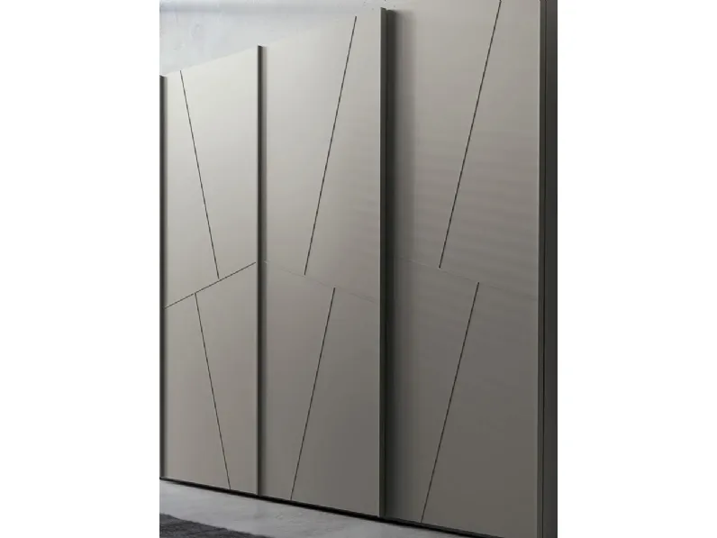 Armadio Ardeco realizzato in laccato opaco di Mobil spa scontato -35%