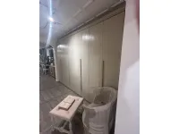 Armadio Armadio 8 ante  di Dialma brown A PREZZO SCONTATO 50%