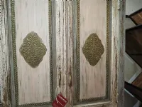 Armadio moderno Armadio dipinto indiano shabby in offerta   di Outlet etnico a PREZZO OUTLET -26%