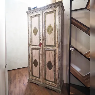 Armadio moderno Armadio dipinto indiano shabby in offerta   di Outlet etnico a PREZZO OUTLET -26%