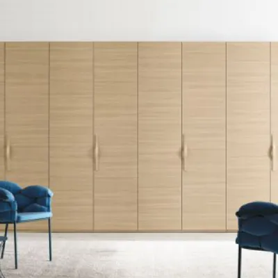 ARMADIO Armadio mod.leonardo con ante stondate scontato del 30% di Corazzin in OFFERTA OUTLET
